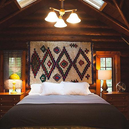 Loloma Lodge And Cabins McKenzie Bridge 외부 사진